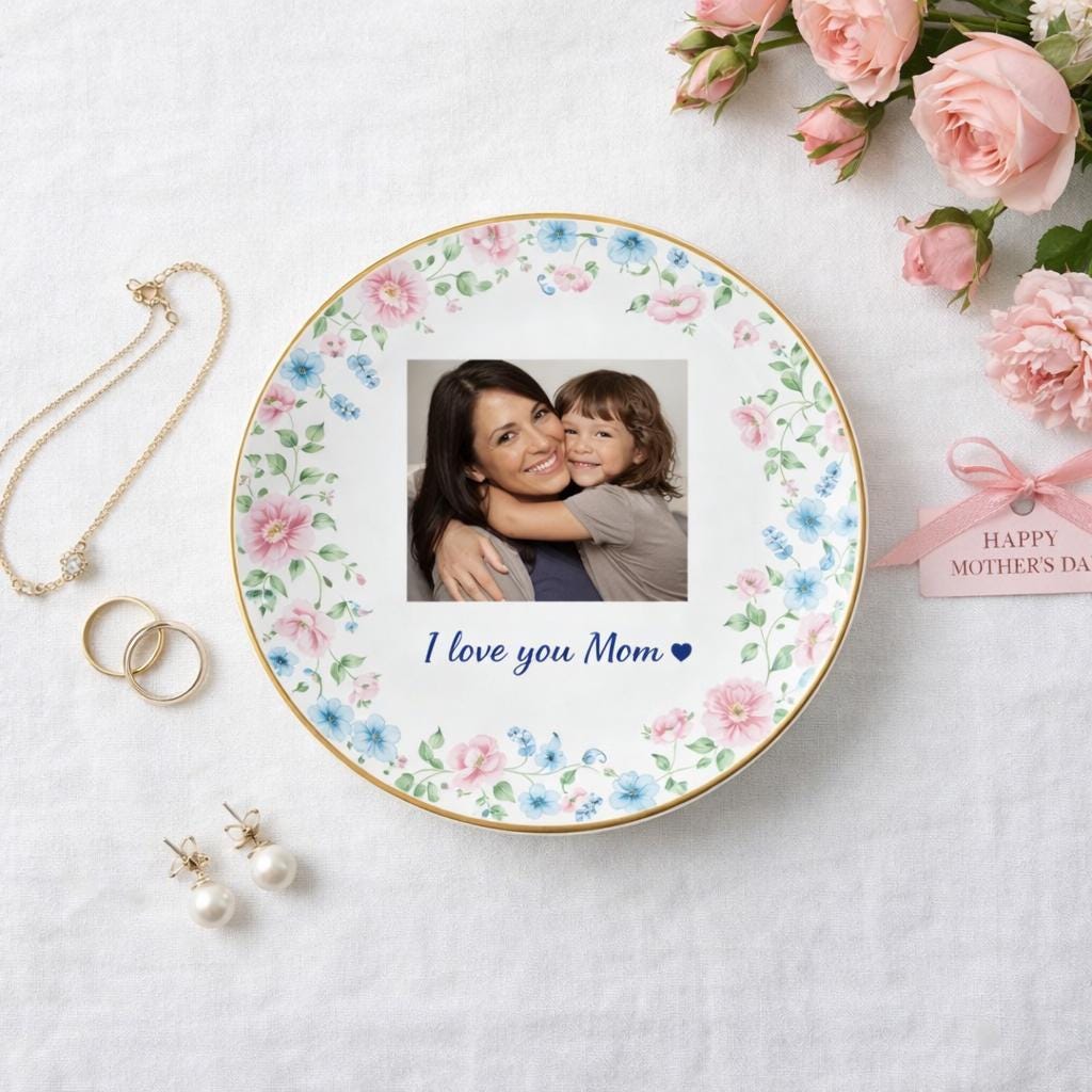 Custom Ceramic Jewelry Tray for Mom, Personalized Mom Photo Ring Dish, Thank You Grandma, Birthday Ring Dish Gift, Mom Gift from Daughter